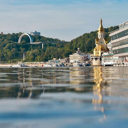 Real Home Apartmens - Podil Promenade キエフ エクステリア 写真