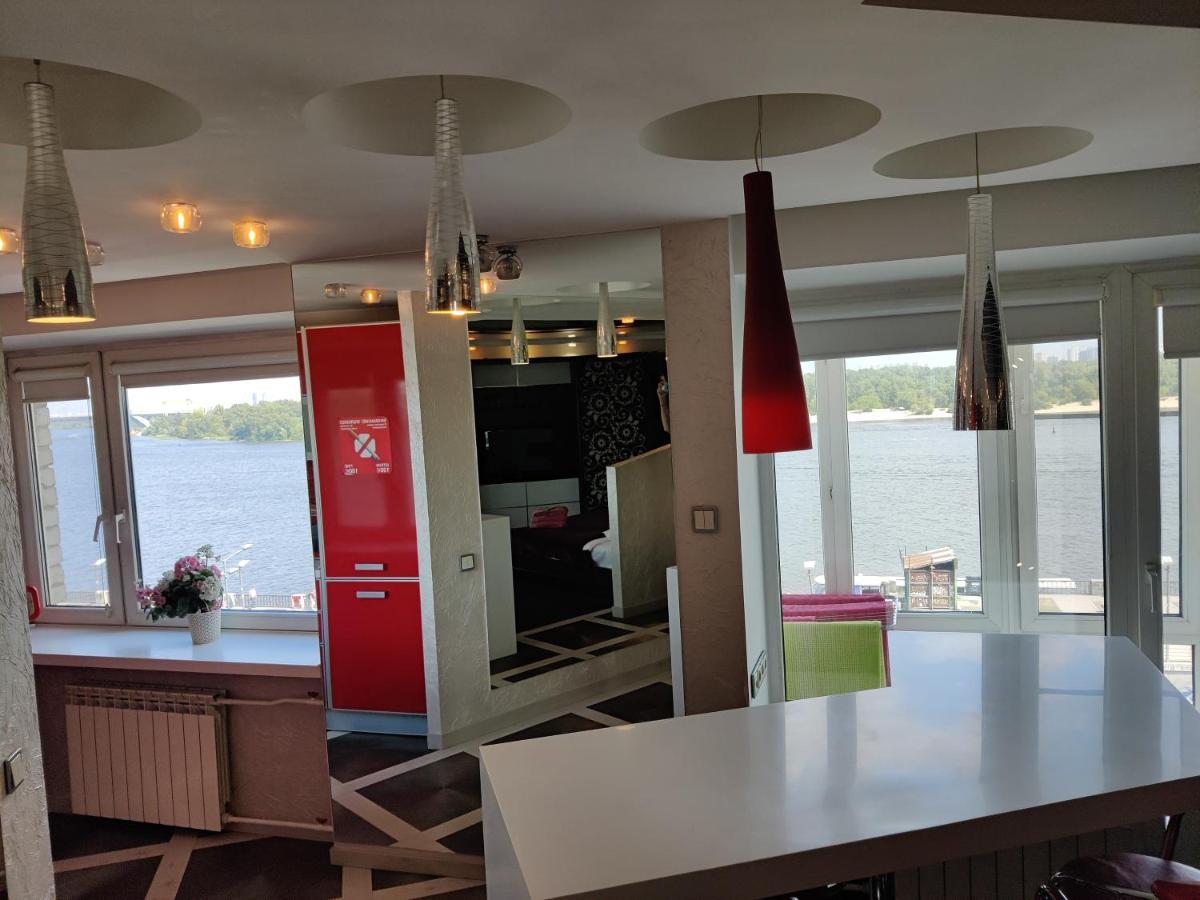 Real Home Apartmens - Podil Promenade キエフ エクステリア 写真